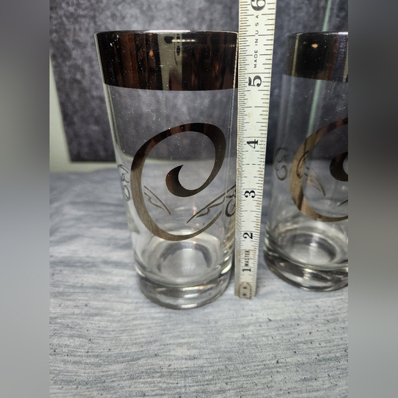 Vintage Dorothy Thorpe Monogram Letter "C" Set of 2 Glass Tumblers - Picture 4 of 5